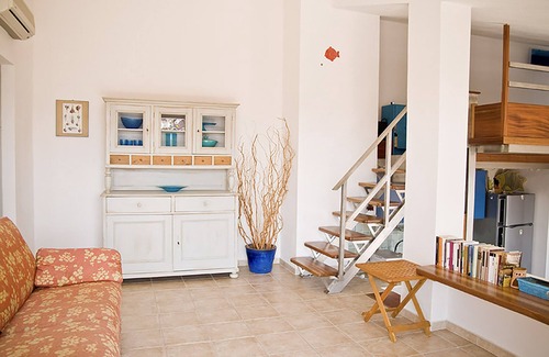 Capo Testa Apartamento | Penthouse 300 meters from the beach