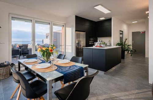 Prague 18 Condominio | Penthouse Letnanske zahrady