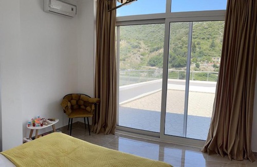 Vlore Apartamento | penthouse lungomare