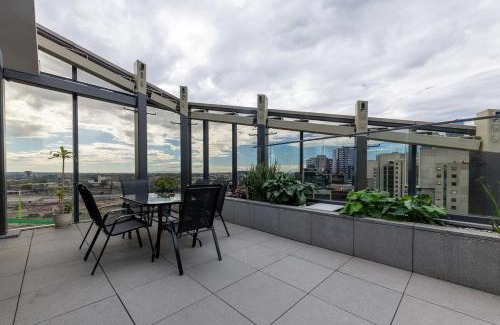 Docklands Apartamento | Penthouse Luxury Suite - Free Parking, Pool & Gym