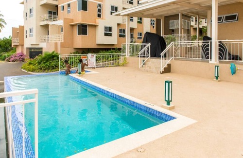 Saint Andrew Villa | Penthouse Mansion City View Villa