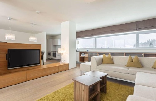 Radstadt Apartamento | Penthouse mit 3 Schlafzimmern & Pool by Interhome
