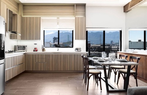 Monterrey Apartamento | New modern PH with great view & location