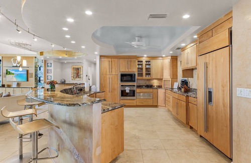 Punta Rassa Casa | Gorgeous Luxury Penthouse in Sanibel Harbour Resort Community