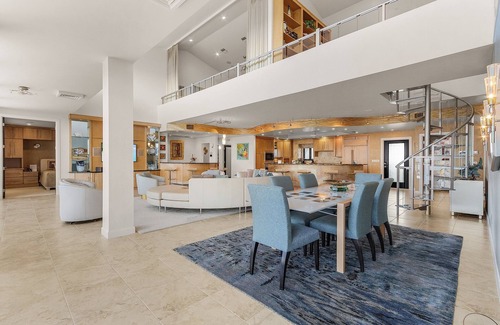Punta Rassa Casa | Penthouse on the Beach! Beautiful Sunset Views!