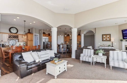 Lake Delton Condominio | Penthouse Paradise at Delton Grand