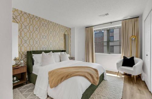 Downtown Apartamento | Penthouse Perfection With Unmatched Skyline Views