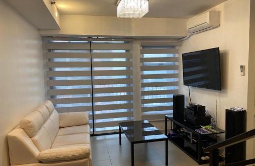 Socorro Apartamento | Penthouse suite at Porto Vita Towers in Cubao Quezon City