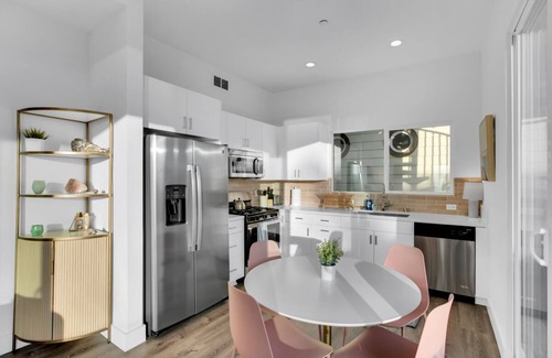 Mussel Shoals Casa | Penthouse Surfside Oasis in Mussel Shoals