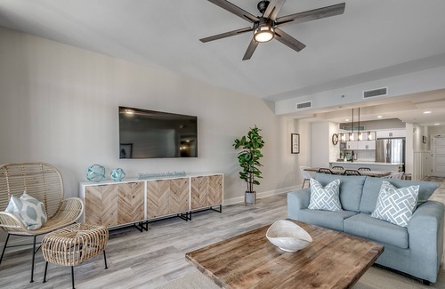 Windy Hill Condominio | PENTHOUSE UNIT! 20th Floor, FULLY UPDATED LUXURY MODERN COASTAL DESIGNER CONDO