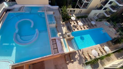 Antibes City Centre Apartamento | Penthouse vue mer avec Rooftop,Jacuzzi,et parking privé