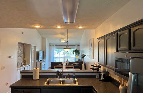 Carolina Forest Condominio | Penthouse Waterway Views, Close to Everything, Privately Located & No Crowds