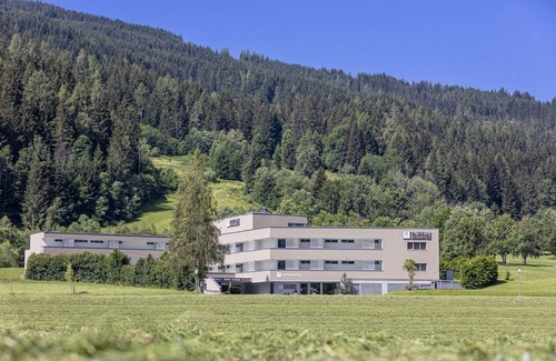Radstadt Apartamento | Penthouse with 3 bedrooms & summer pool