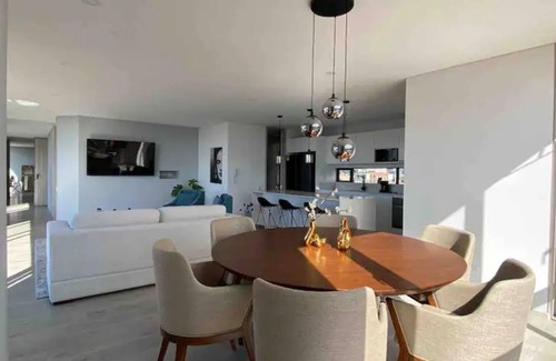 Chico Casa | Penthouse with 360 degree amazing views of Bogota’ & Andes range.