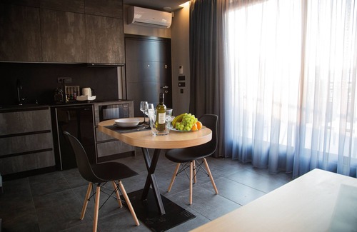 Kinosargous Apartamento | Ático con vista a la Acrópolis para 2 personas - The Urban Link