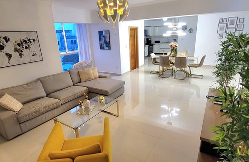 Ensanche Independencia Condominio | Penthouse with Amazing Ocean View, 4 Bdrms, 4.5 Bths, Central Location - Gazcue