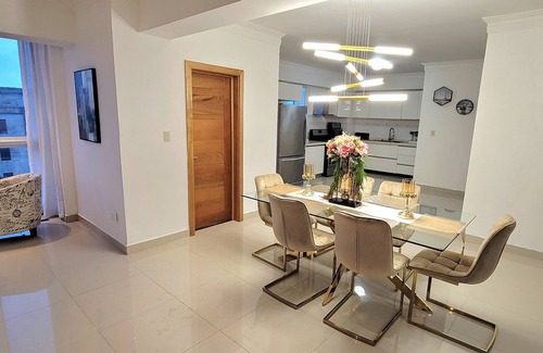 Ensanche Independencia Condominio | Penthouse with Amazing Ocean View, 4 Bdrms, 4.5 Bths, Central Location - Gazcue