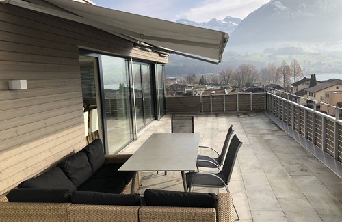 Tscheppach Apartamento | Ático con fantásticas vistas a las montañas y al lago Sarnen