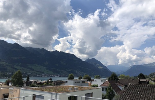 Tscheppach Apartamento | Ático con fantásticas vistas a las montañas y al lago Sarnen