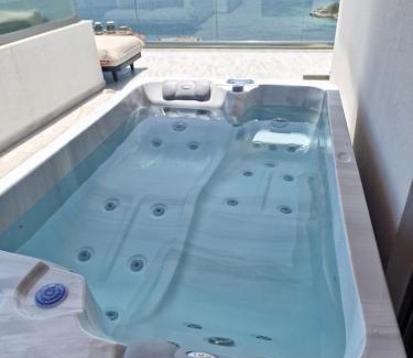 Kodrra Apartamento | Penthouse with Jackuzy