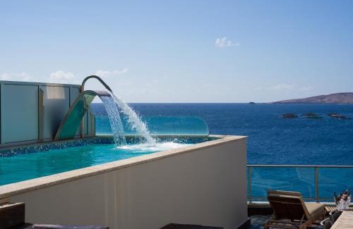 Melenara Apartamento | Penthouse with Private Swimming Pool