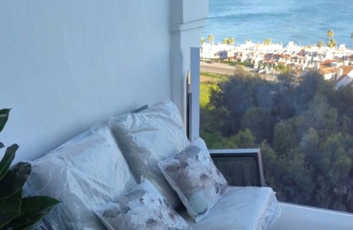 Manilva Apartamento | Penthouse with stunning sea views-ideal for remote working