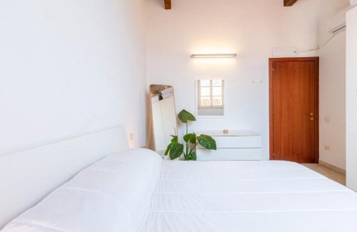 Historic Castle District Apartamento | Penthouse with Terrace in historic centre