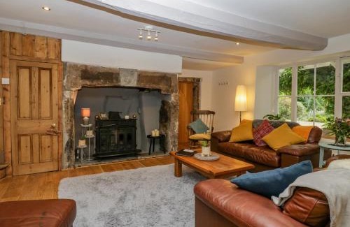 Llanwenarth Casa | Pentre Court Cottage