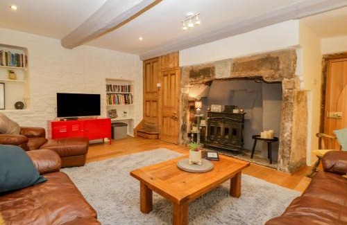 Llanwenarth Casa | Pentre Court Cottage