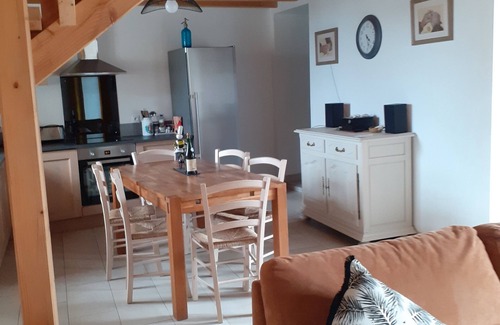 Camaret-sur-Mer Casa | Encantadora penty, vista al mar desde arriba, jardín cerrado, tranquilo, playa 500m, baño separado