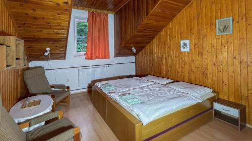 Stratena Casa | Penzión Borovica Stratená