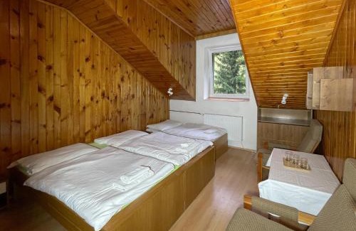 Stratena Casa | Penzión Borovica Stratená