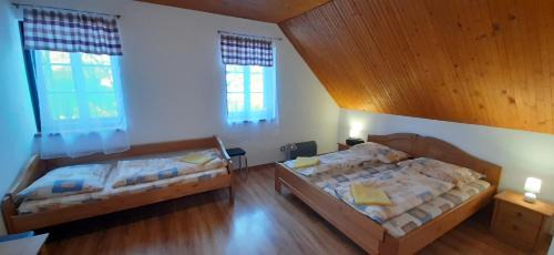 Valaska Dubova Casa | Penzión Jánošíkova Krčma