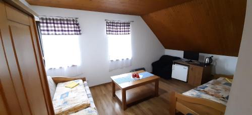 Valaska Dubova Casa | Penzión Jánošíkova Krčma