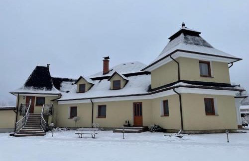 Oravsky Podzamok Casa | Penzión U dvoch levov