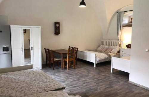 Hluboka nad Vltavou Casa | Penzion a hospoda Na statku