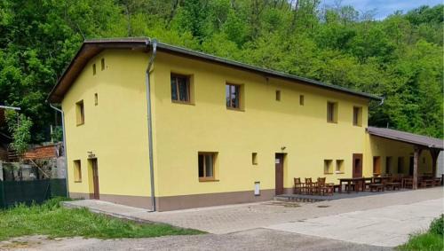 Jilove u Prahy Casa | Penzion a Restaurant Jaro