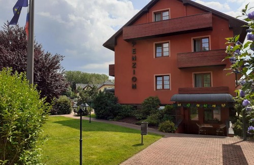 Zlatniky – Hodkovice Casa | Penzion Aurooms