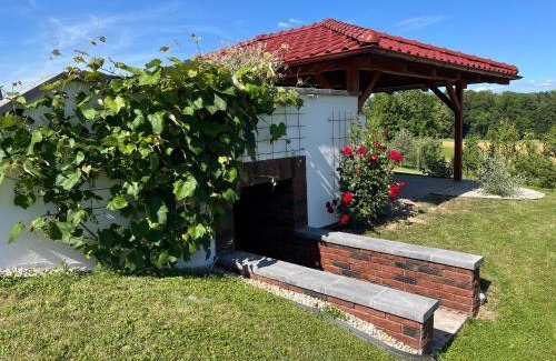 Zavisice Casa | Penzion Bez Modrého Páva