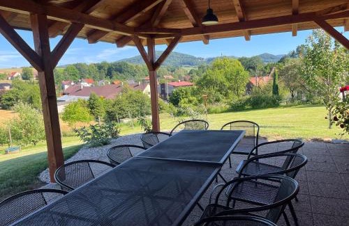 Zavisice Casa | Penzion Bez Modrého Páva