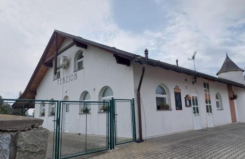 Kolin 2 Casa | Penzion Cerhenice