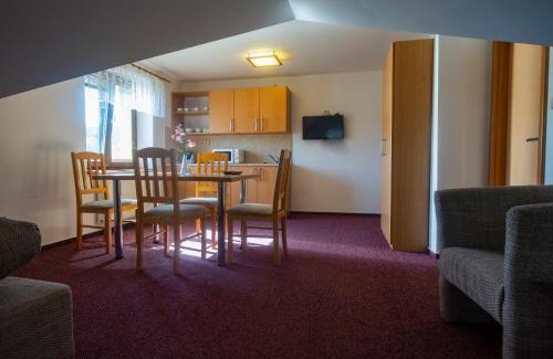 Hartvikovice Casa | Penzion Hájenka