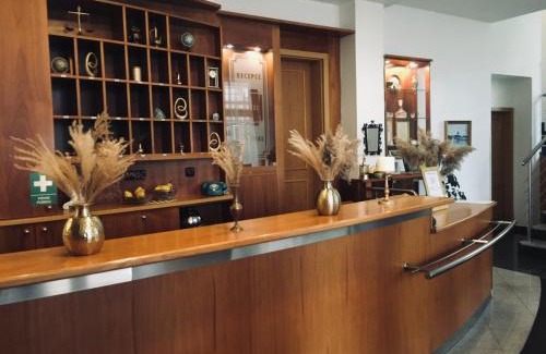 Dvur Kralove nad Labem Casa | Penzion Hotelu Central