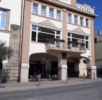 Dvur Kralove nad Labem Casa | Penzion Hotelu Central
