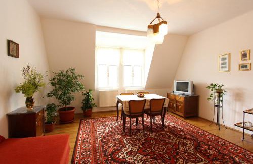 Vranov nad Dyji Casa | Penzion Jelen Vranov nad Dyjí