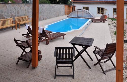 Jindrichuv Hradec Casa | Penzion Keramika