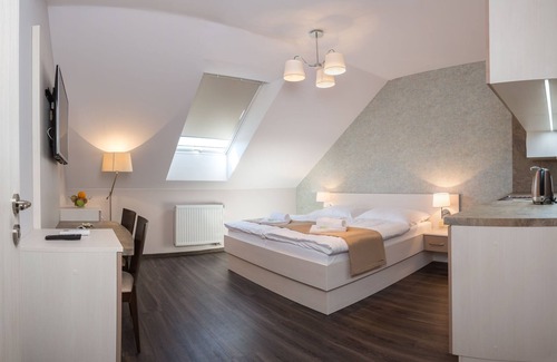Kyjov Casa | Penzion Longus