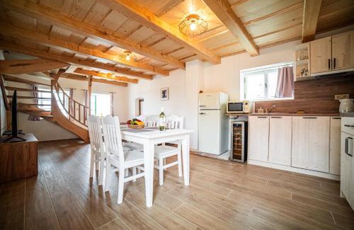 Pavlov Casa | Penzion Mája