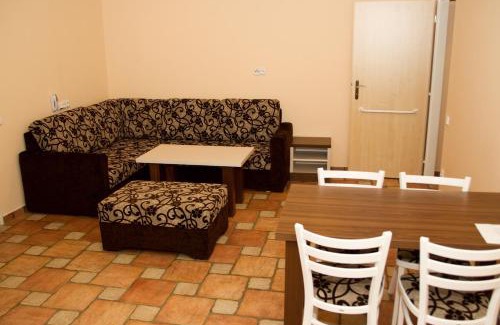 Osvetimany Casa | Penzion Malovaný