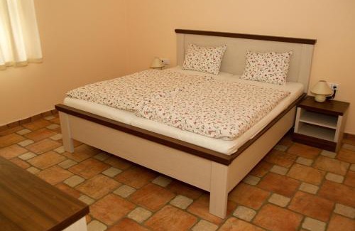Osvetimany Casa | Penzion Malovaný